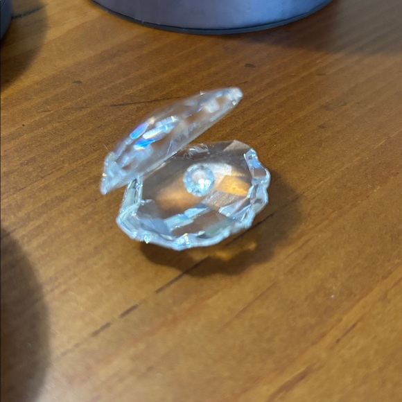 Swarovski Crystal Clam Ornament 7624 - Picture 3 of 4